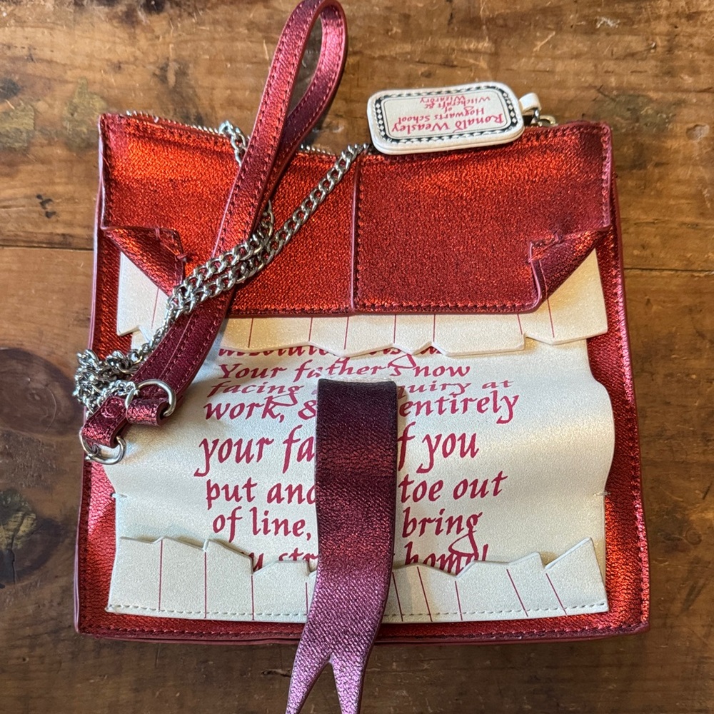 RARE Danielle Nicole, Harry Potter howler Crossbody bag Ronald Weasley mail